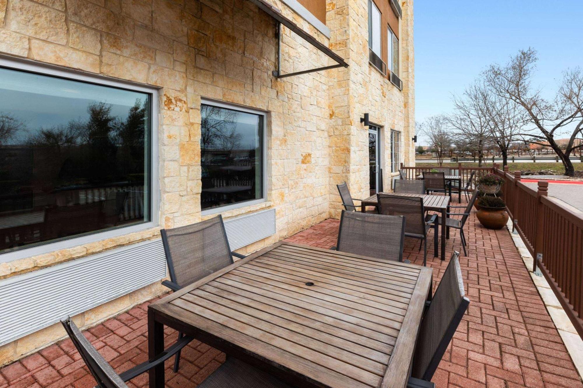 La Quinta By Wyndham Austin - Cedar Park Ξενοδοχείο Εξωτερικό φωτογραφία
